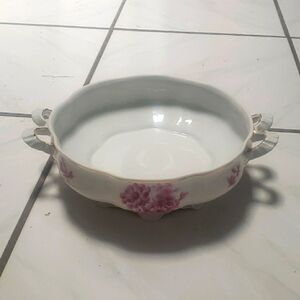 Vintage unique classic Hutschenreuther "Bavarian" soup/fruit bowl, handpainted,